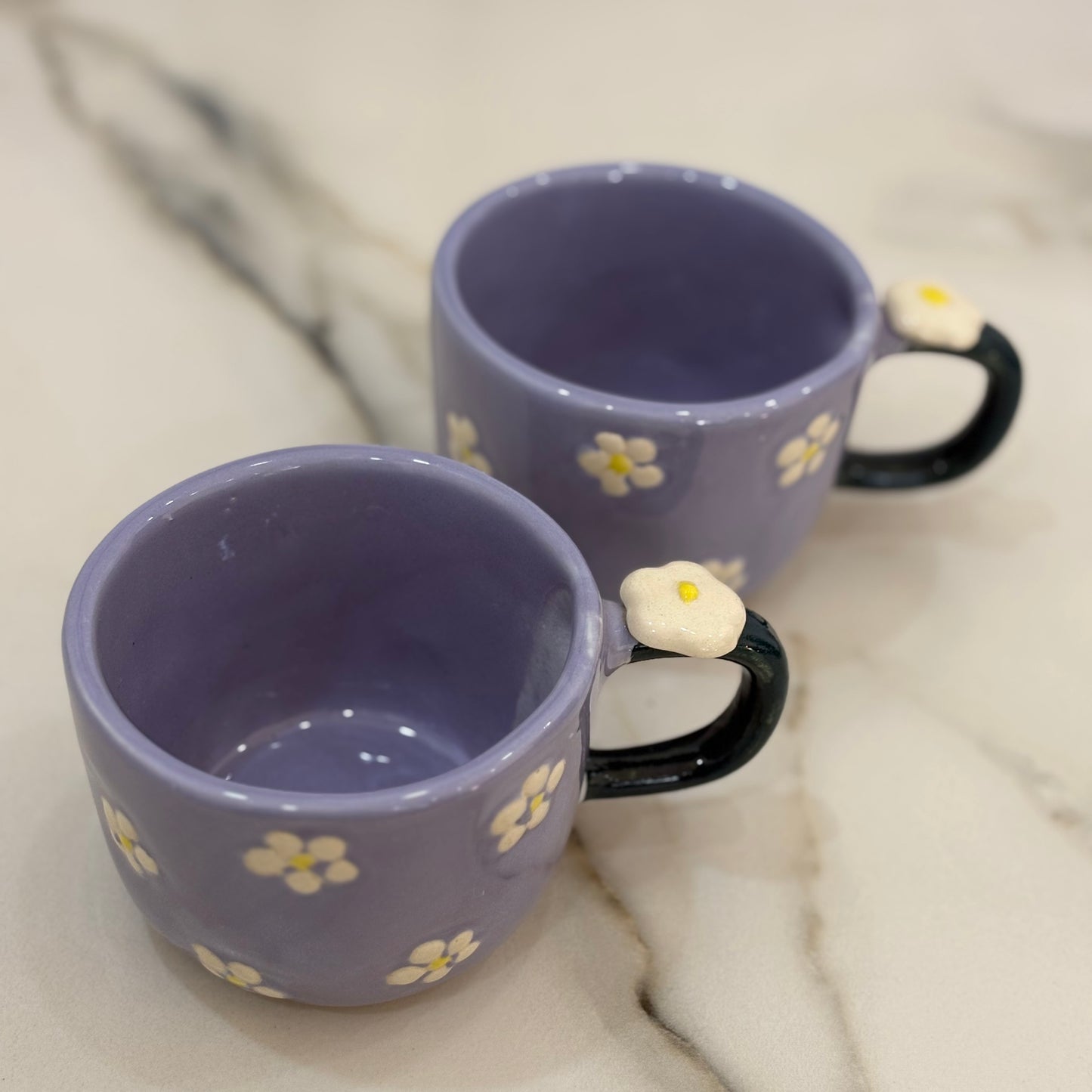 Daisy Vibes Only ā Lilac Cutie Mug