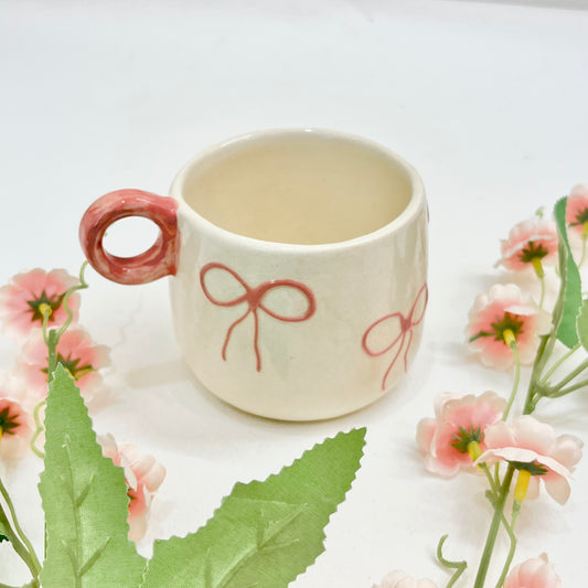 Ceramic Embossed Bow Mug Pink