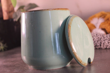 MINTY- Ceramic Coffee Cup with Lid