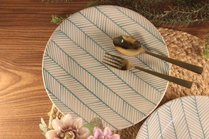 BREEZY- Set of 2 Ceramic Green and White Dinner Plates