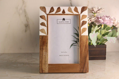 Resin and Wood Handicraft Photo Frame