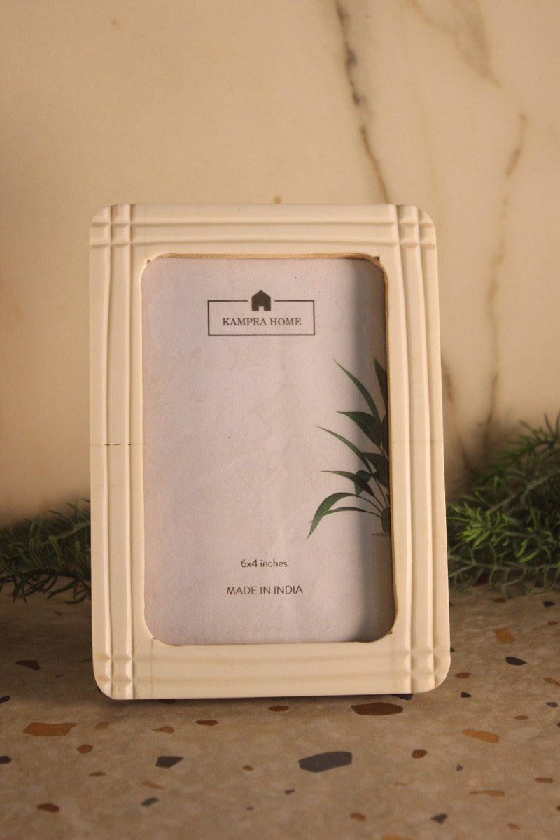 Resin and Wooden Handicraft Photo Frame