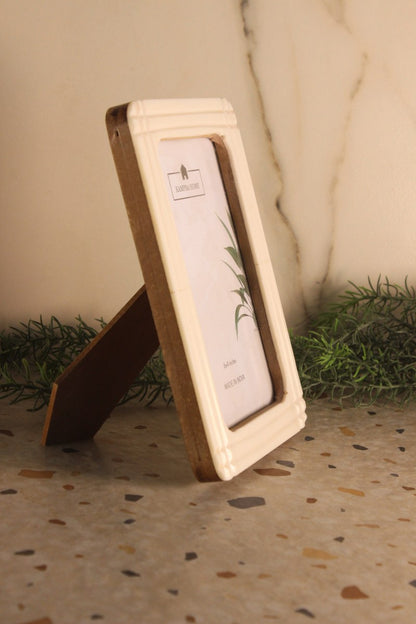 Resin and Wooden Handicraft Photo Frame