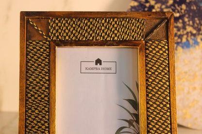 PLEATED- Wooden and Jute Photo Frame