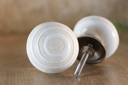 Ceramic Spiral Knobs White Set of 2