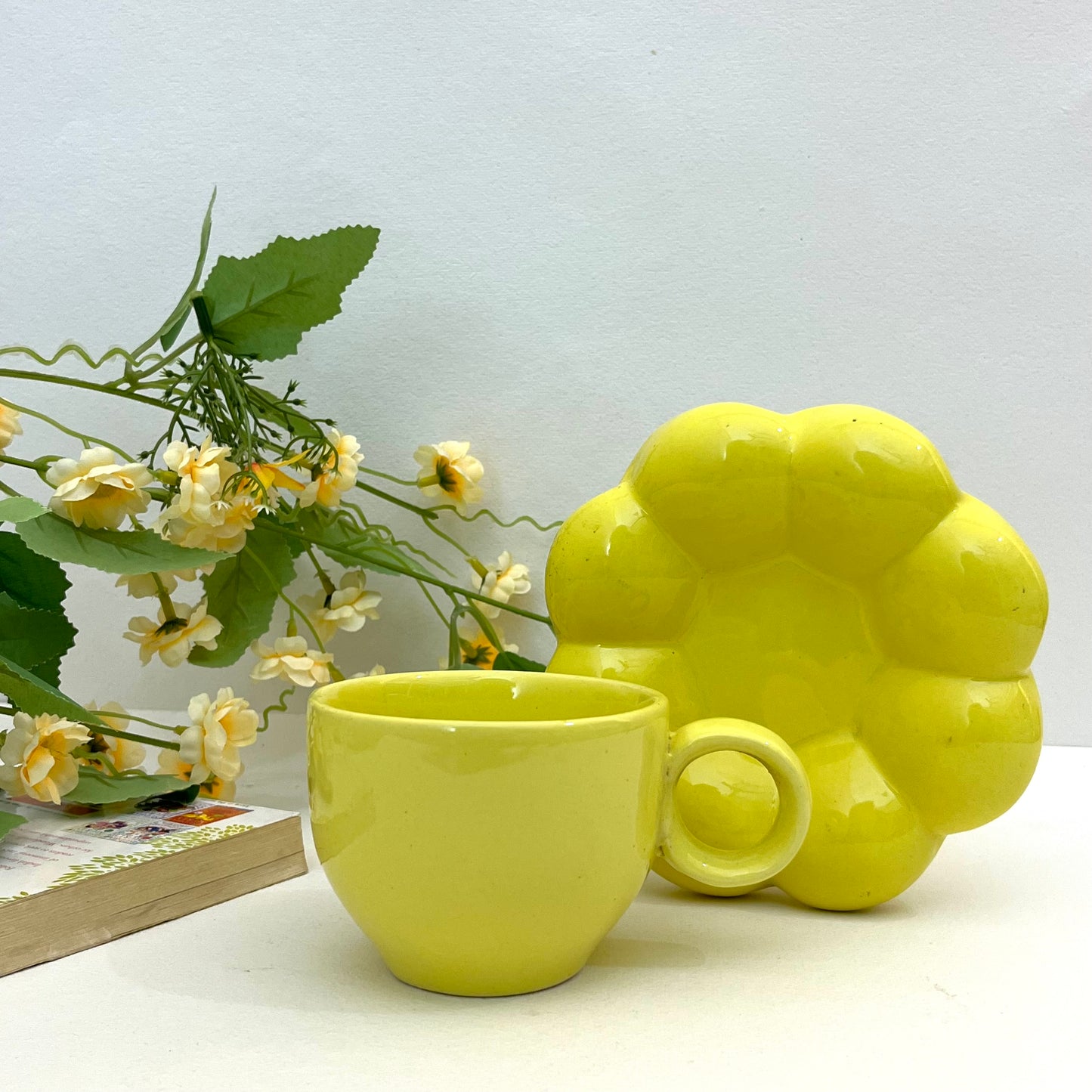 Bubbly- Ceramic Mug with Saucer Yellow