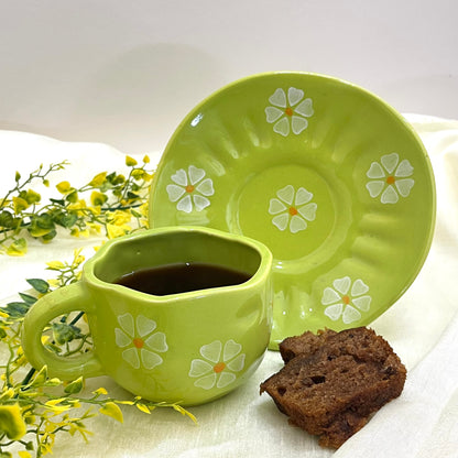 Green Daisy Mug with Saucer