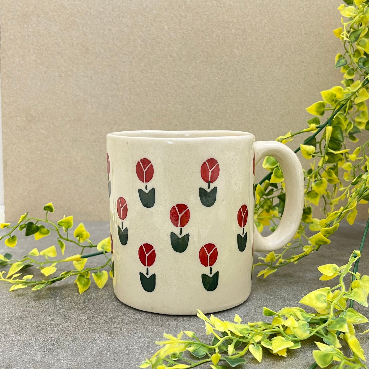 Tulip Ceramic Mugs Red